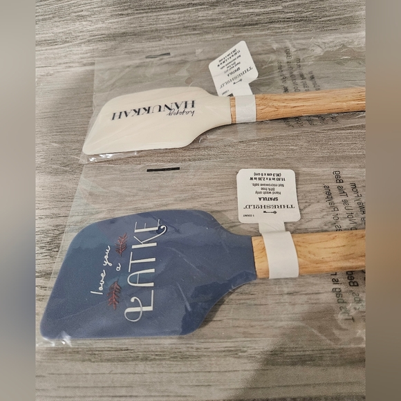 Threshold Spatulas Love You A Latke & Happy Hanukkah Set Of 2 Brand New Silicone - Picture 2 of 5